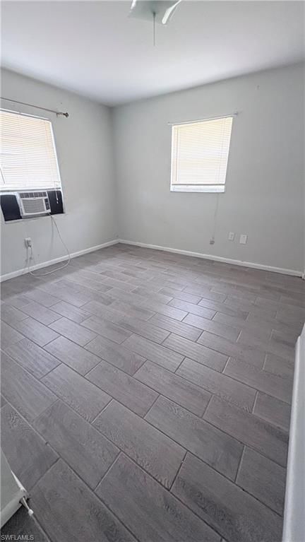 322 Louise AVE photo 3