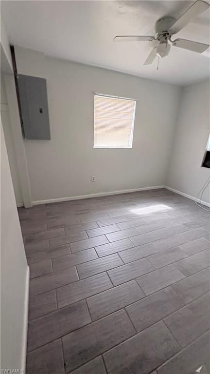 322 Louise AVE photo 5