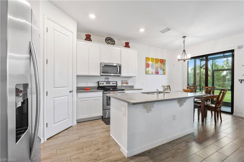 16360 Palmetto ST photo 3