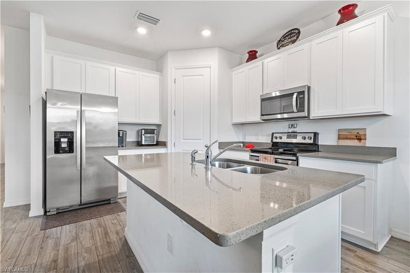 16360 Palmetto ST photo 5