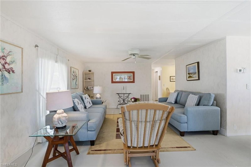14734 Patrick Henry RD photo 5