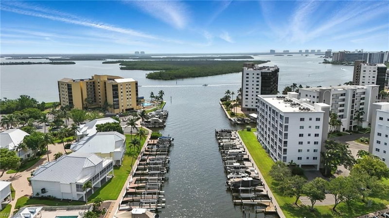 4265 Bay Beach LN photo 5