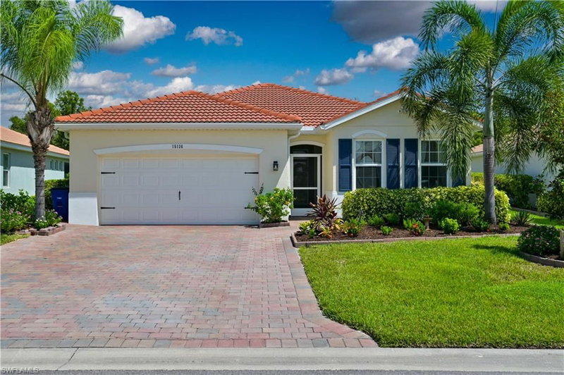 15136 Yellow Wood DR photo 2