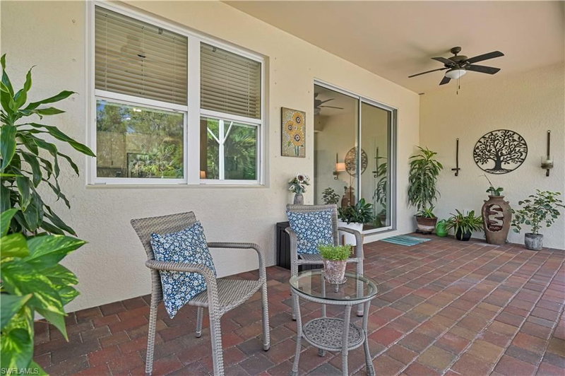 15136 Yellow Wood DR photo 5