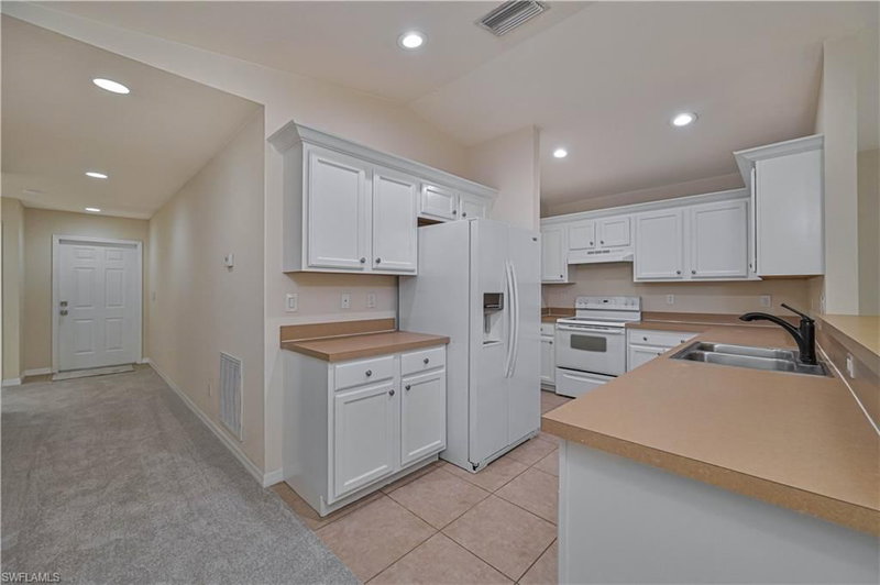 12328 Hindle AVE photo 3