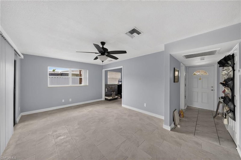 2544 1st ST photo 5