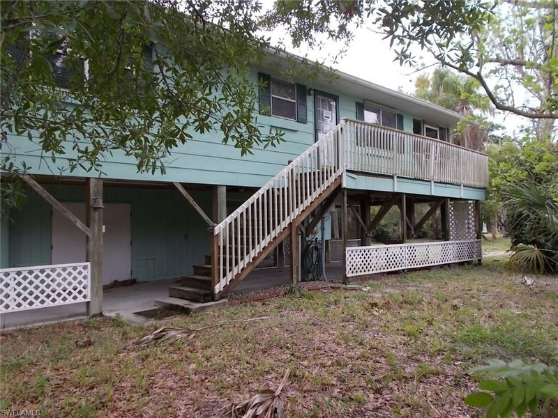 7076 Maida LN photo 2