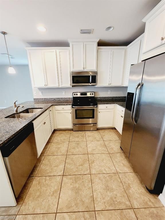 3882 Tilbor CIR photo 3