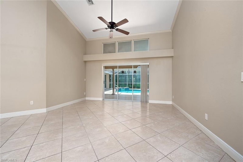 6975 Highland Park CIR photo 3