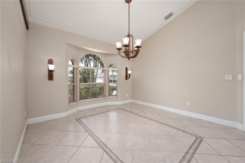 6975 Highland Park CIR photo 5