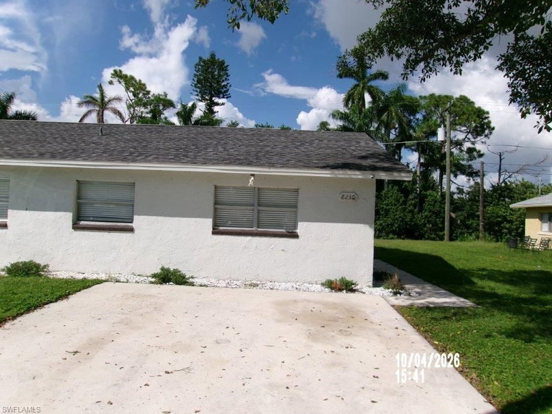 8259 Beacon BLVD photo 2