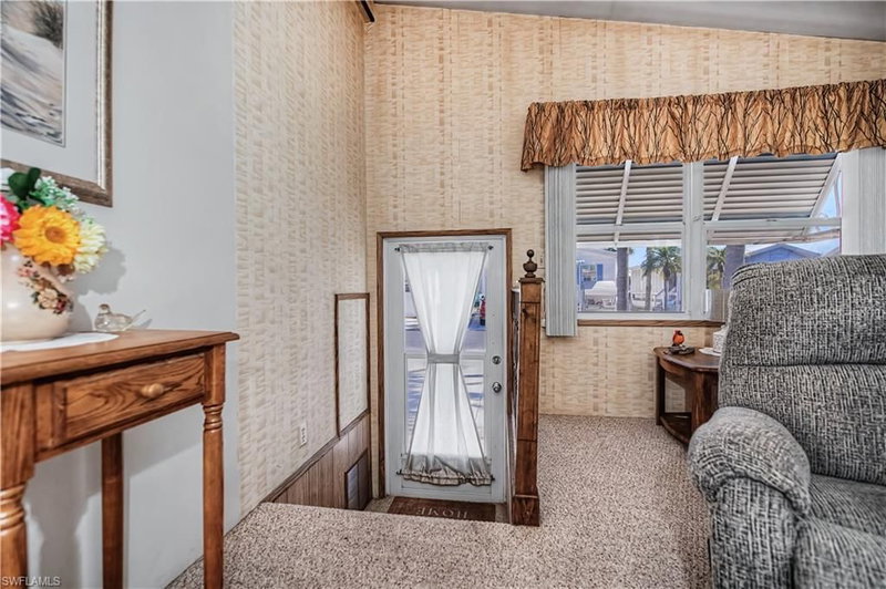 181 Caravan CIR photo 5