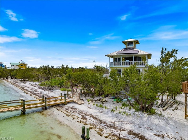11240 Pejuan Shores photo 2