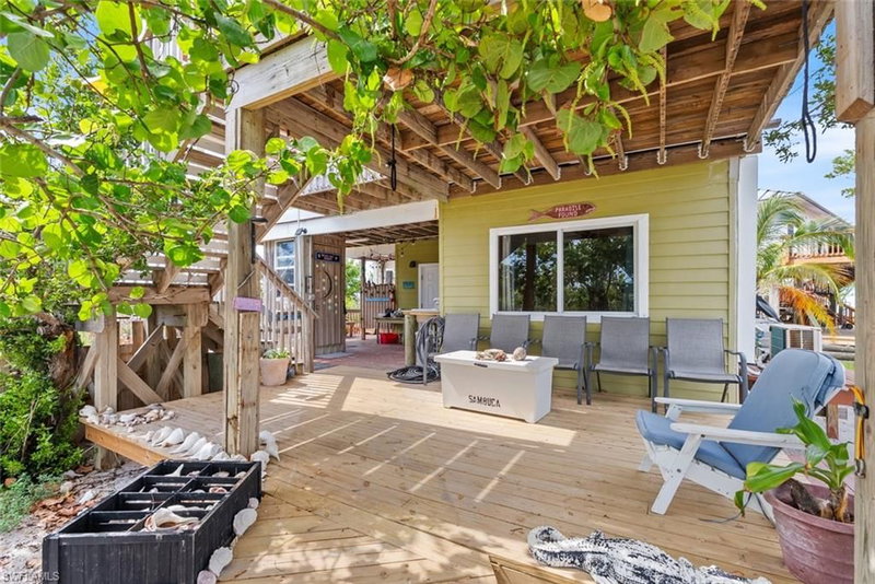 11240 Pejuan Shores photo 5