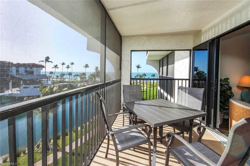 2445 Gulf DR photo 3
