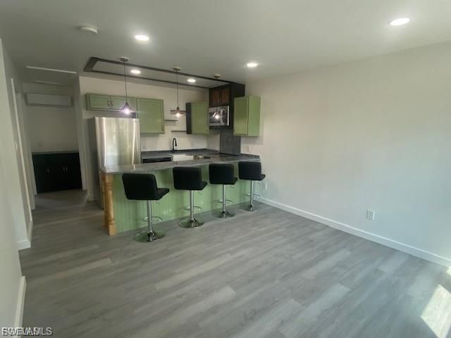 231 Santa Cruz ST photo 2