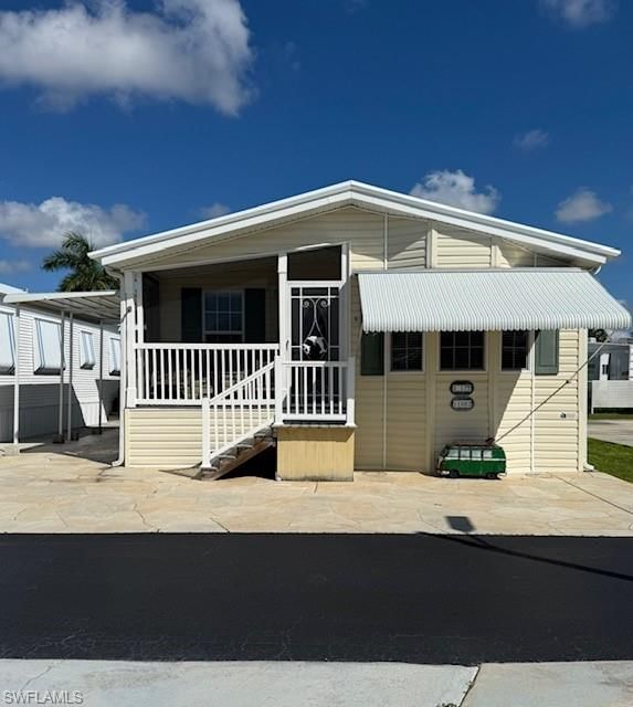 11082 Sunburst LN photo 2