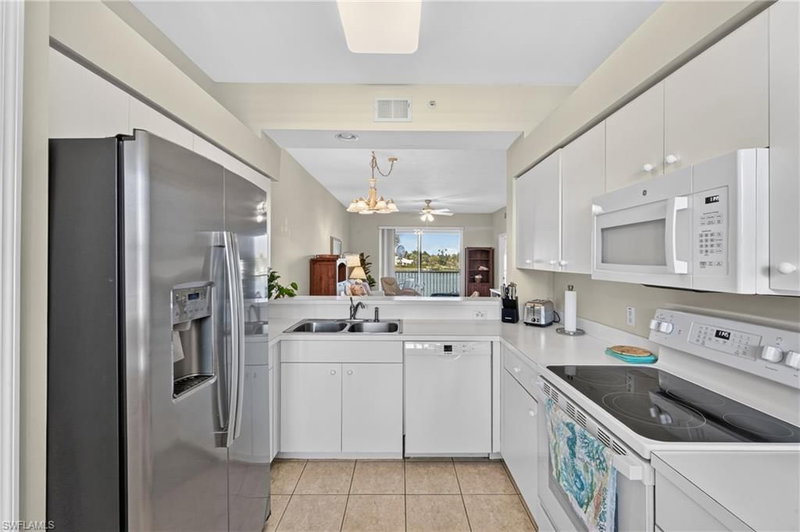 14081 Brant Point CIR photo 2