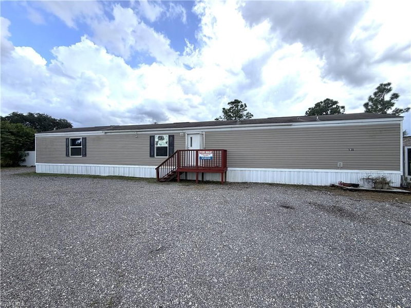 536 Montura AVE photo 2