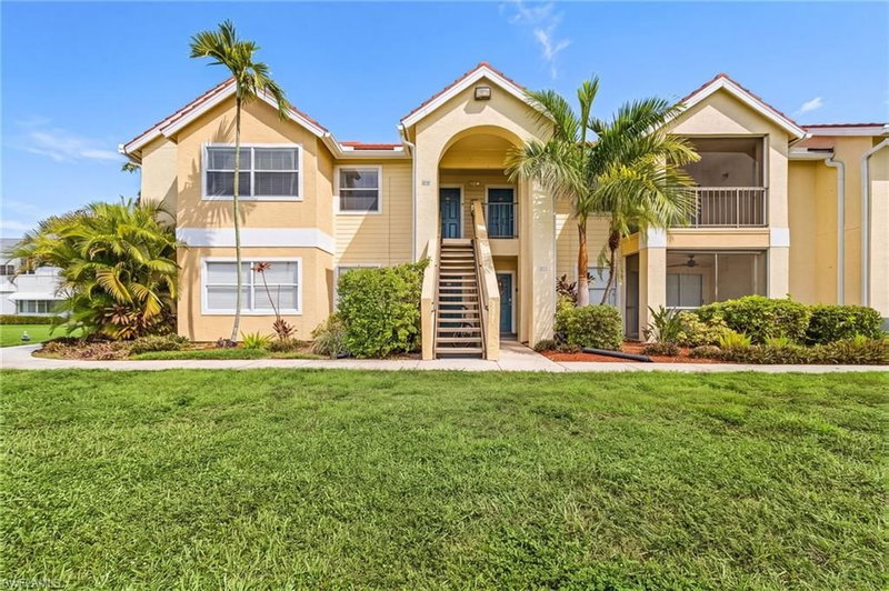 12500 Equestrian CIR photo 2