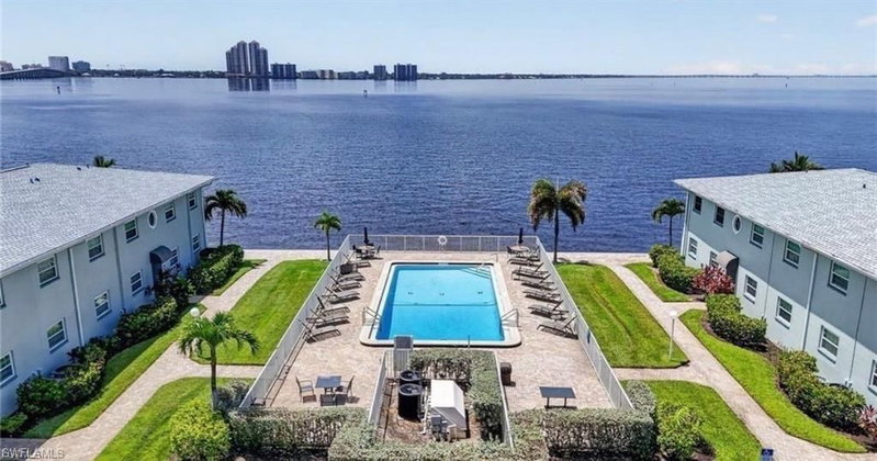 3322 Key DR photo 2
