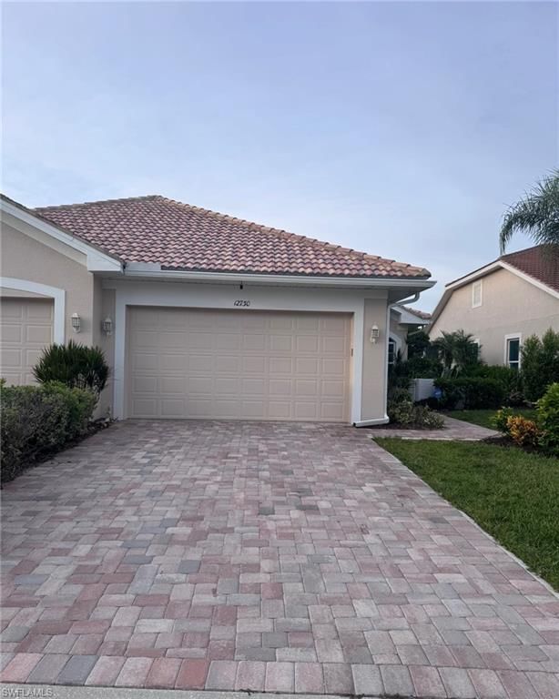 12730 Devonshire Lakes CIR photo 1