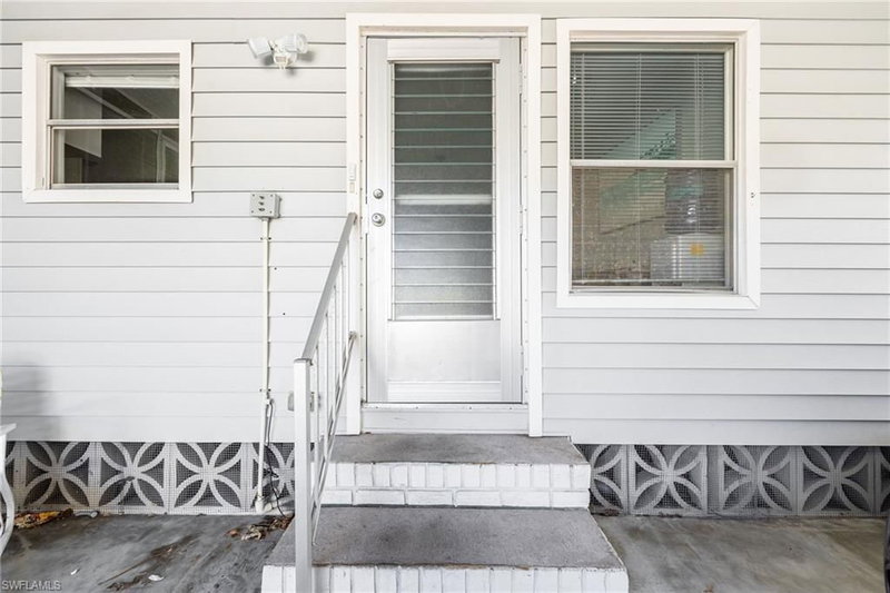 275 Boros DR photo 5