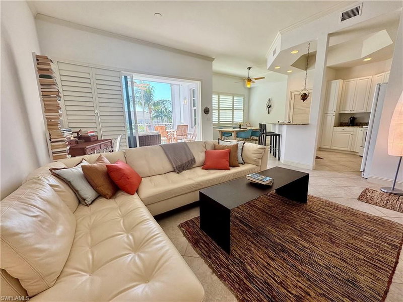 3921 Kens WAY photo 2