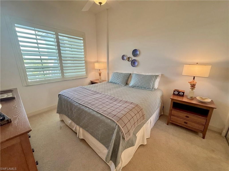 3921 Kens WAY photo 4