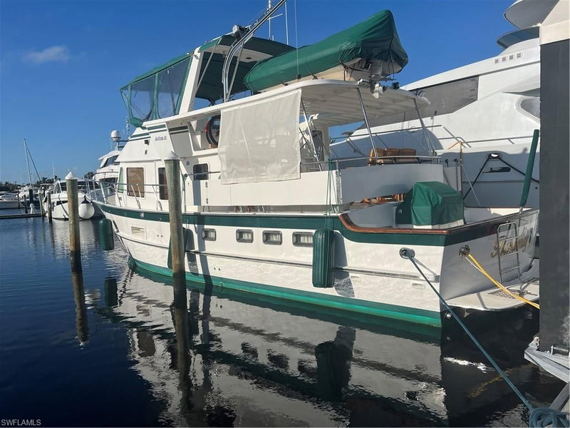 50' Boat Slip E-18 Gulf Harbour Marina photo 3