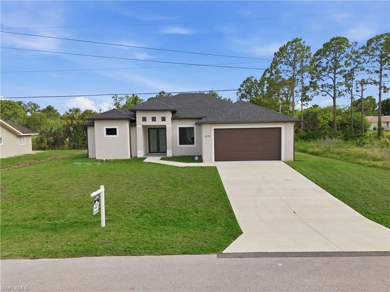 1436 Graham CIR photo 2