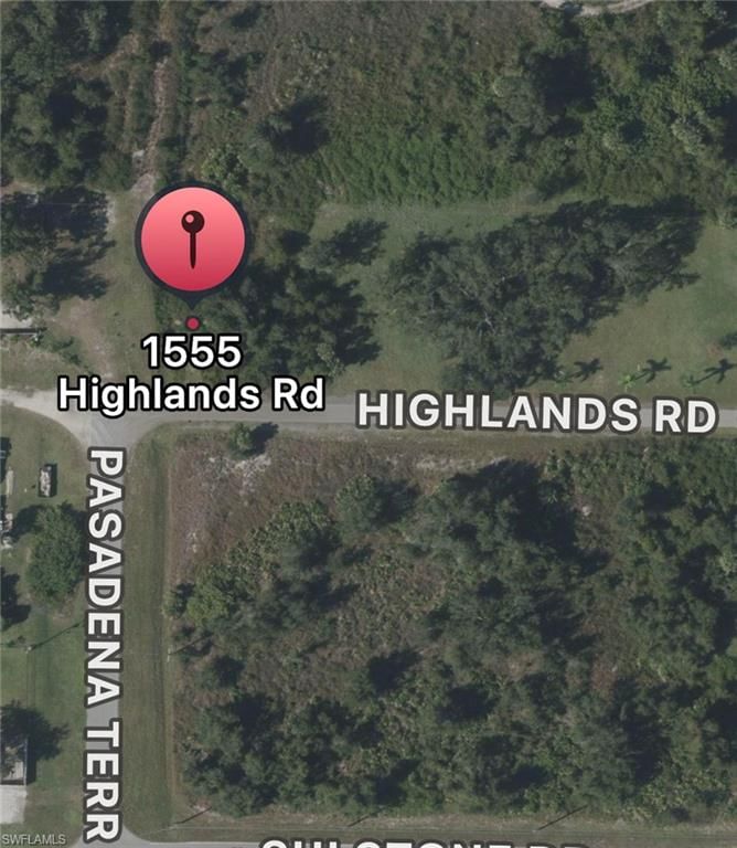 1555 Highlands RD photo 4