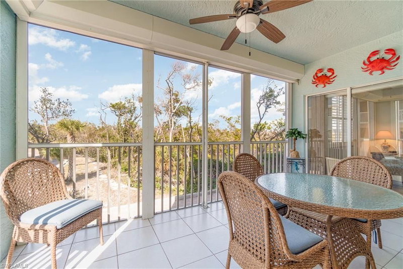 22724 Island Pines WAY photo 1