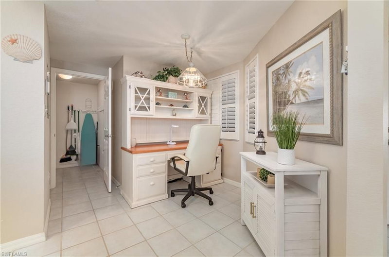 22724 Island Pines WAY photo 4