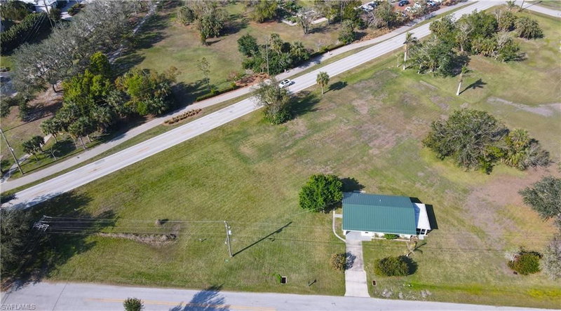 590 Shreve ST photo 3