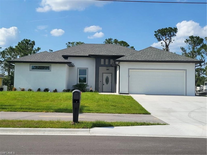 2815 Van Buren PKWY photo 1