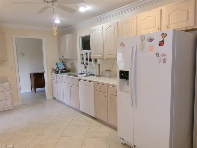 5447 Capbern CT photo 5