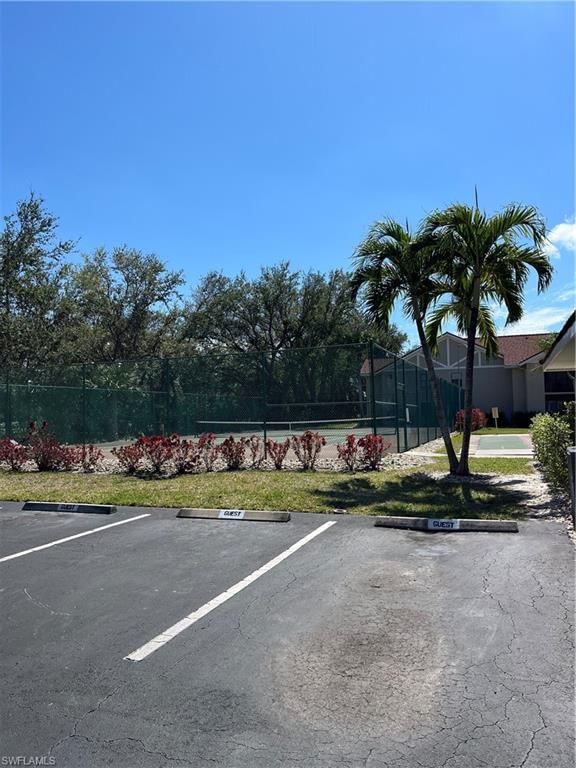 9635 Eaton Gardens LN photo 3