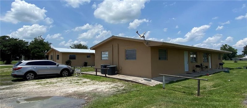 599 Avenue R SW photo 5