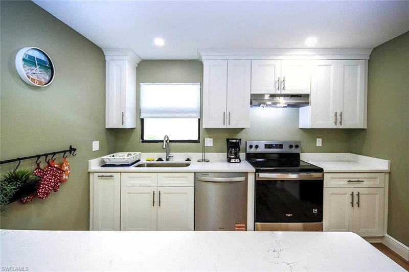 5117 Sea Bell RD photo 4