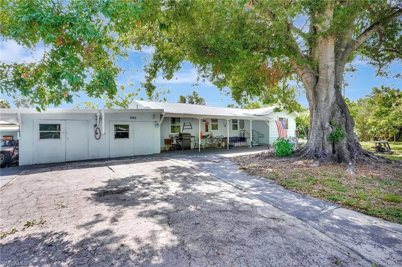 2153 Twin Brooks RD photo 4