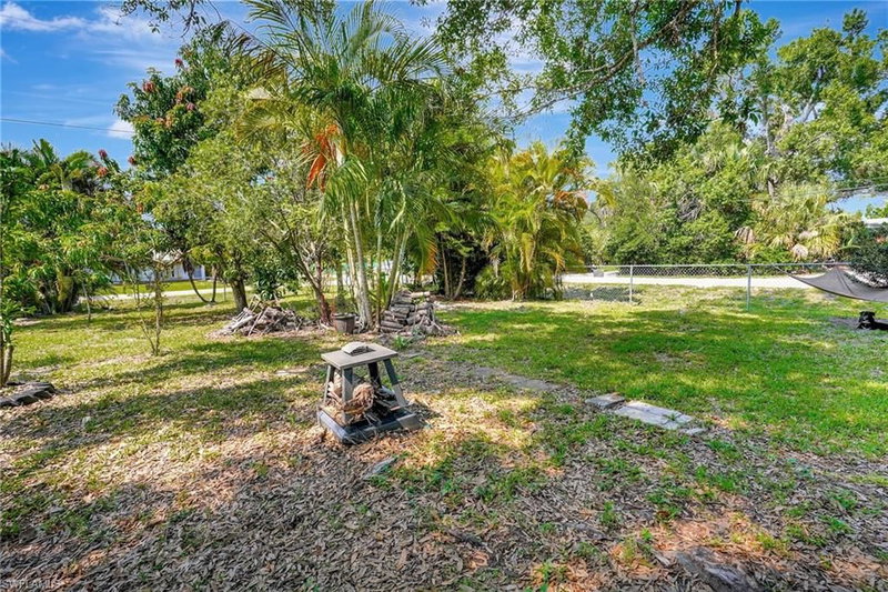 2153 Twin Brooks RD photo 5