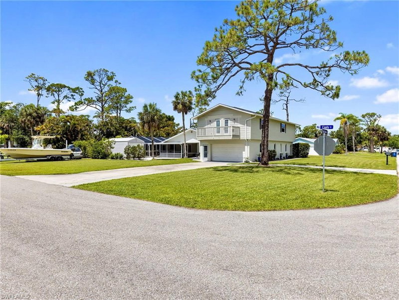 3704 Blue Heron DR photo 1