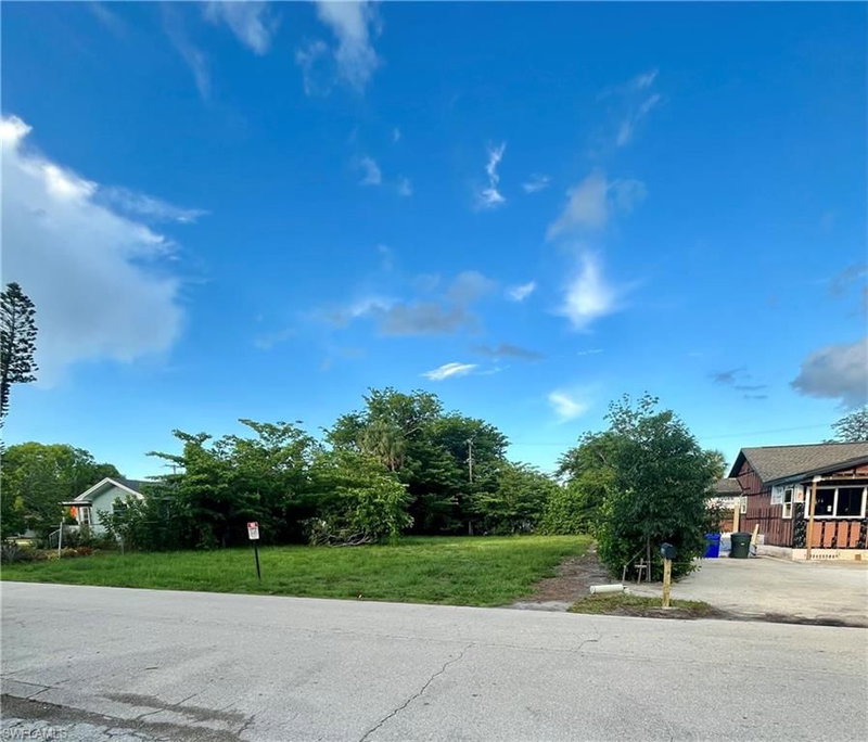 2317 Altamont AVE photo 3