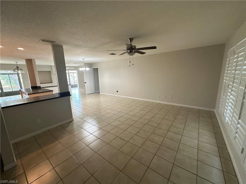 17356 Gulfspray CIR photo 4
