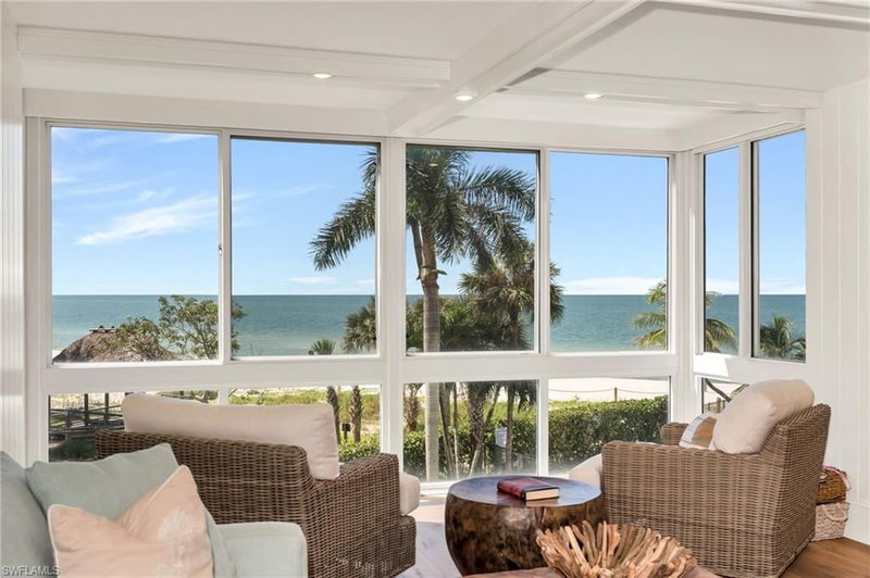 2121 Gulf Shore BLVD N photo 3