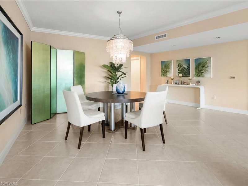 1050 BORGHESE LN photo 5