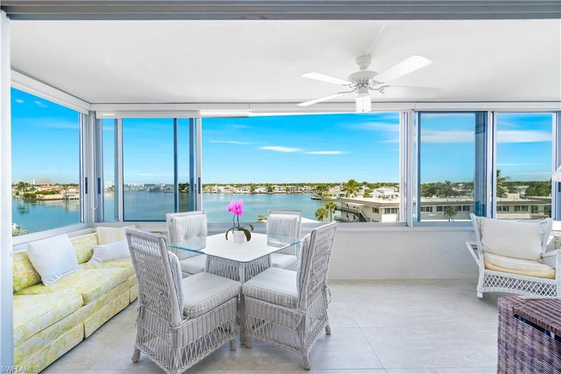 3420 Gulf Shore BLVD N photo 1