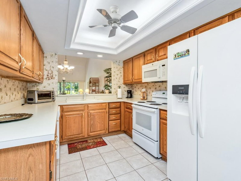 602 Augusta BLVD photo 2