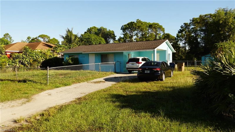 5106 Lee CIR S photo 3